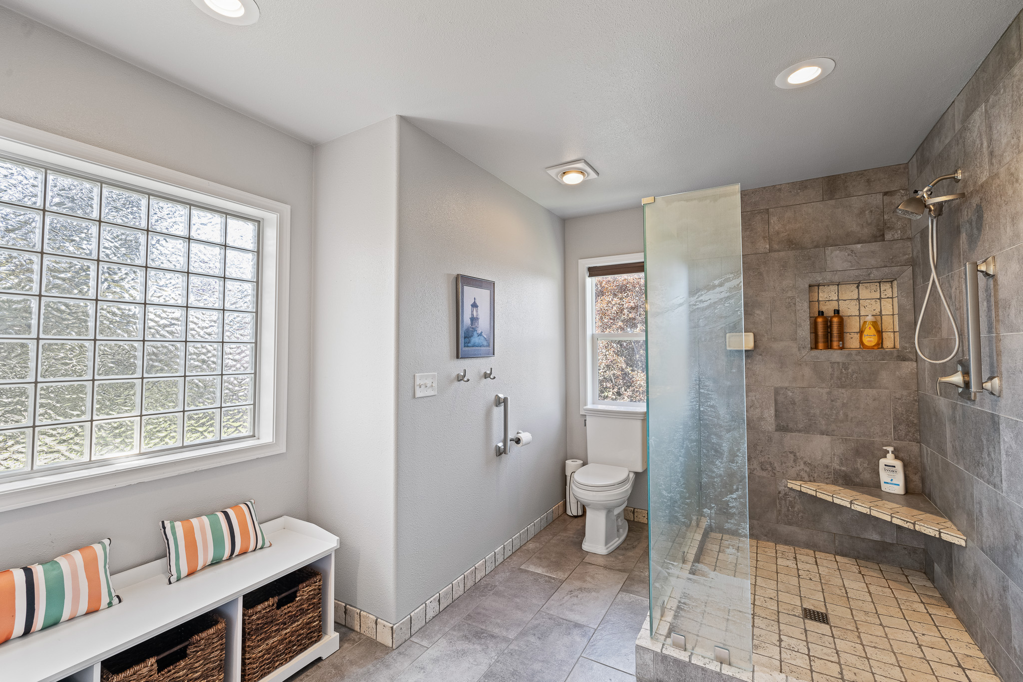 12 Master Bedroom Shower 1